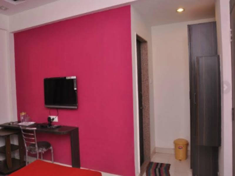 Hotel Alpine Pune Ngoại thất bức ảnh